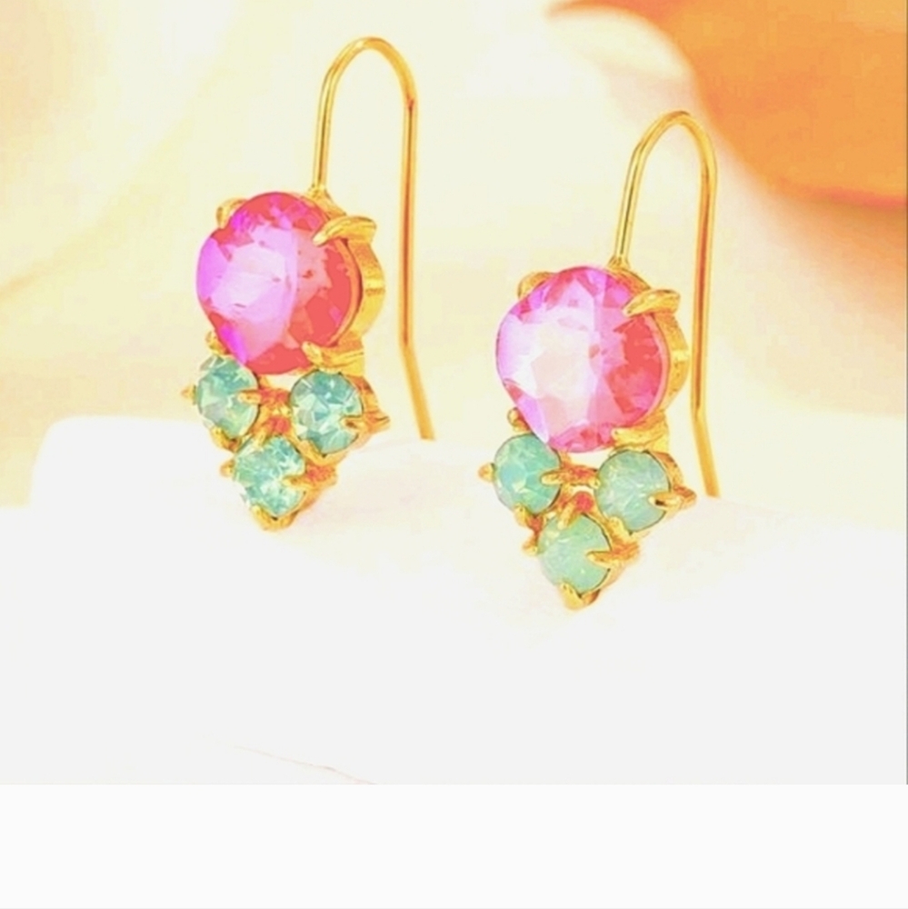 ▪️Anthropologie pink & green crystal drop earrings; nwot